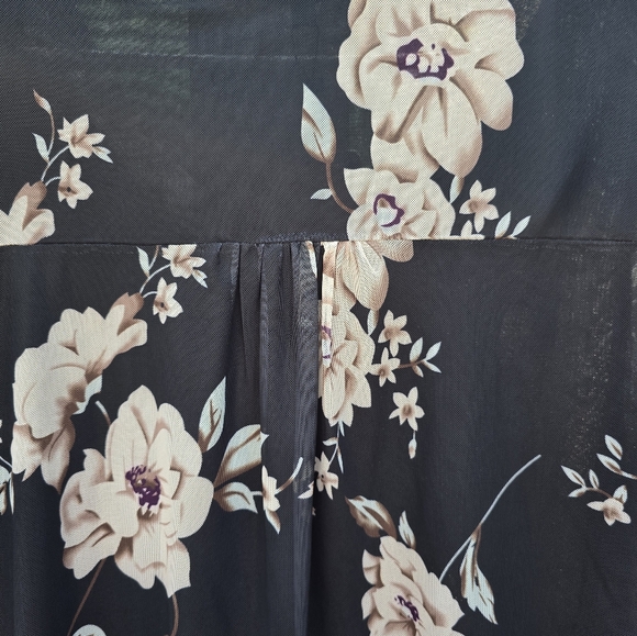 Floral Black Women's Top Sheer Sleeves Plus Size 1 - Picture 7 of 8
